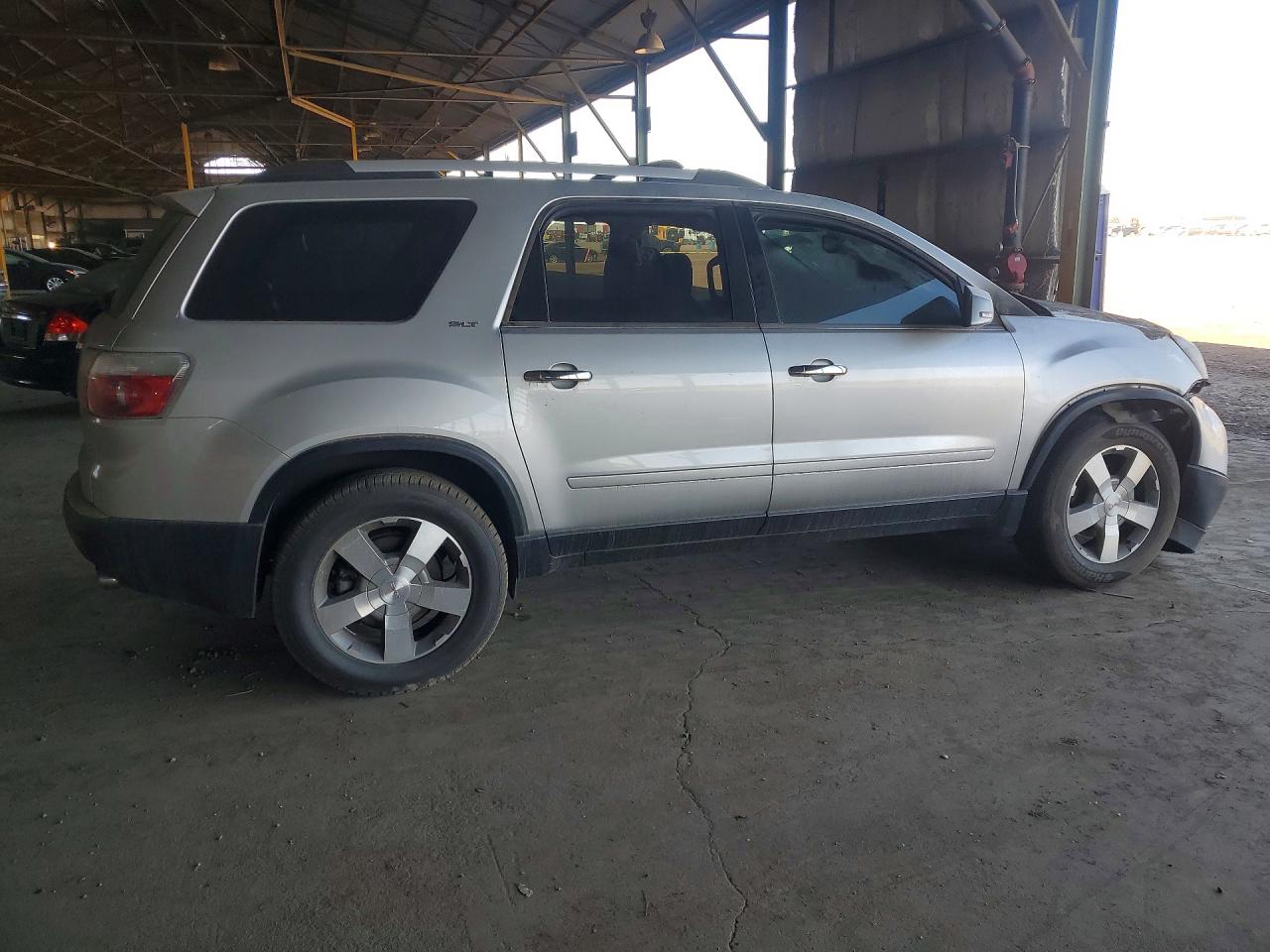 2011 GMC ACADIA SLT-1 photo 3