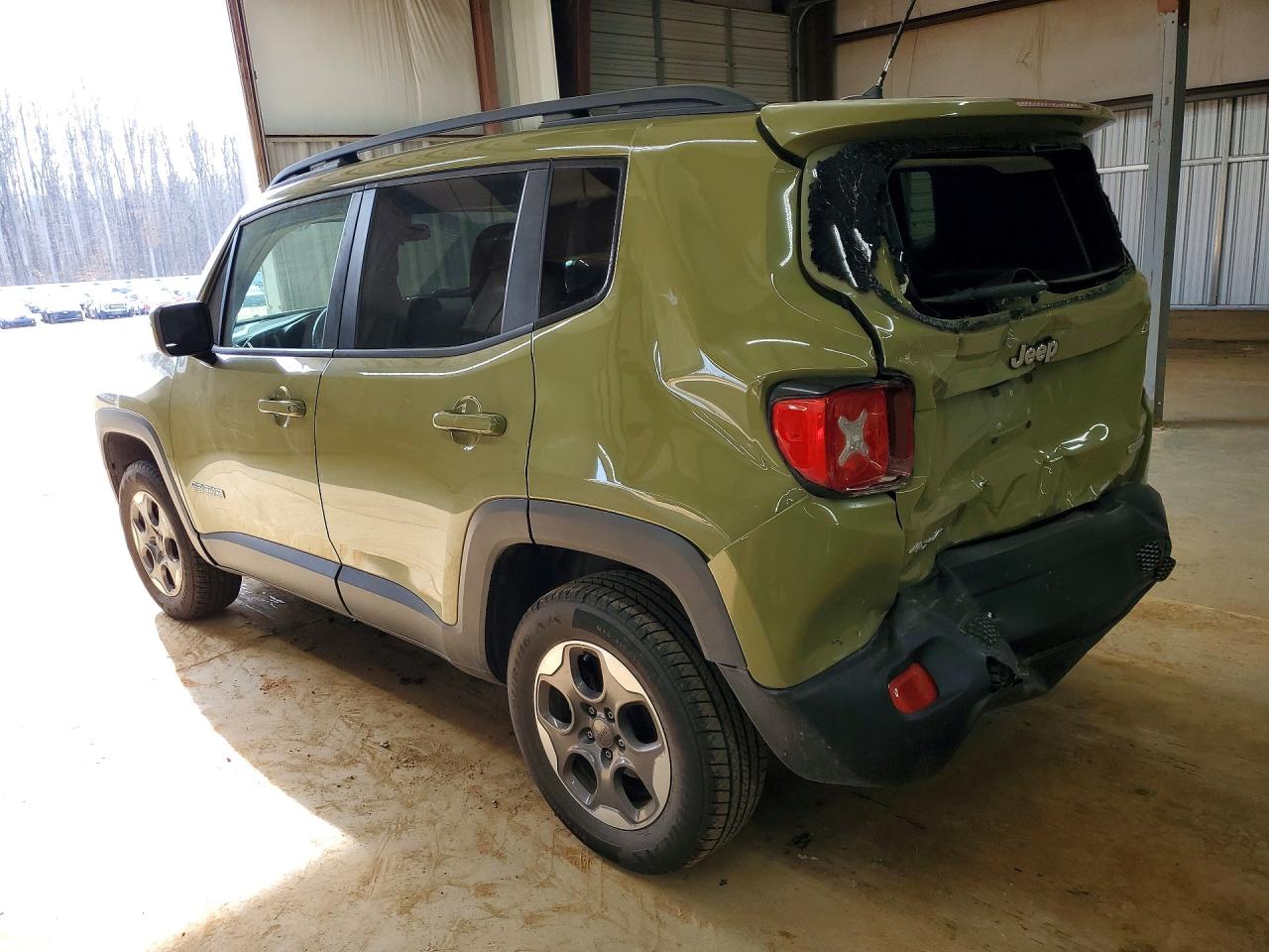 2015 JEEP RENEGADE LATITUDE photo 2