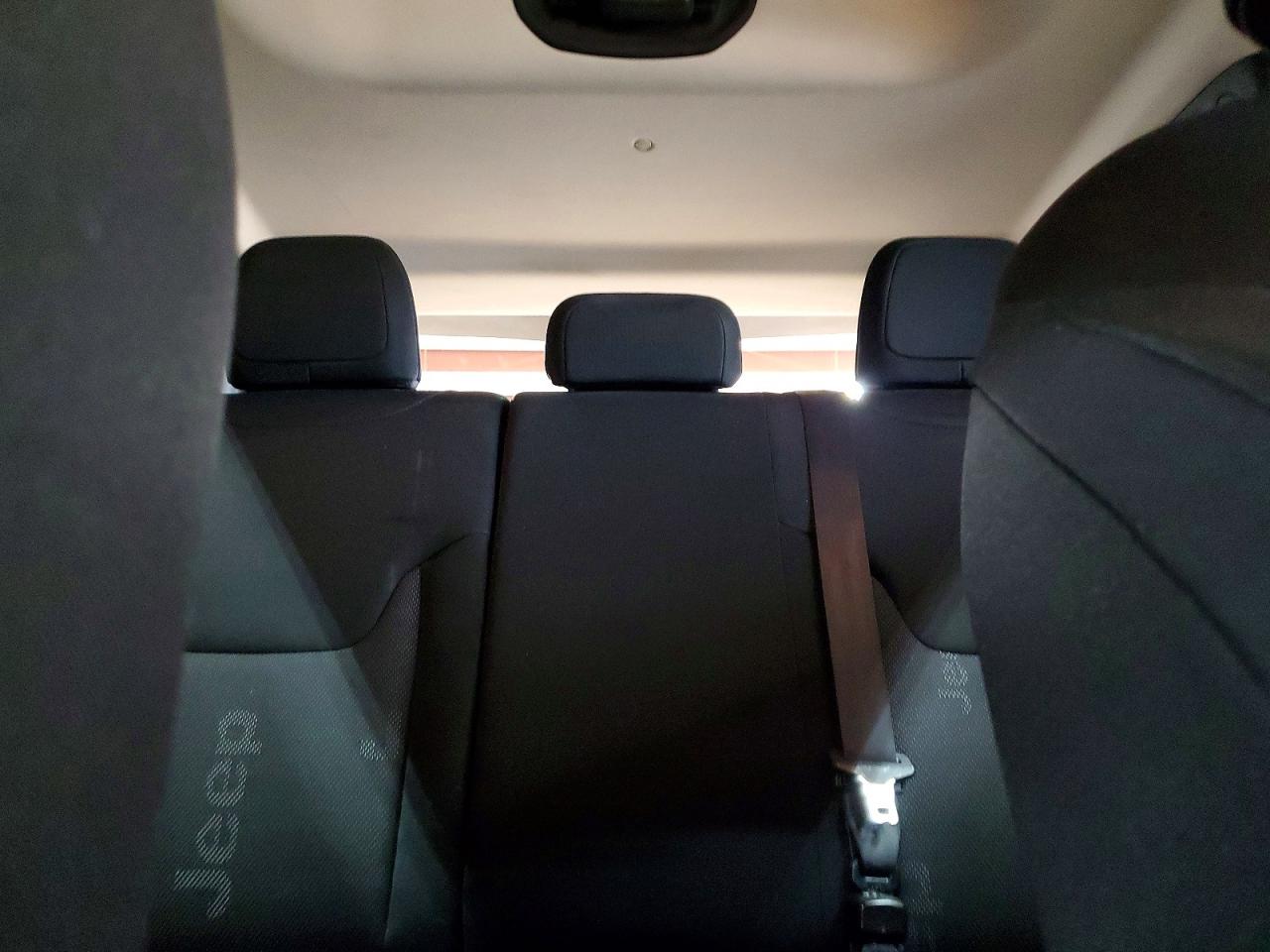 2015 JEEP RENEGADE LATITUDE photo 10