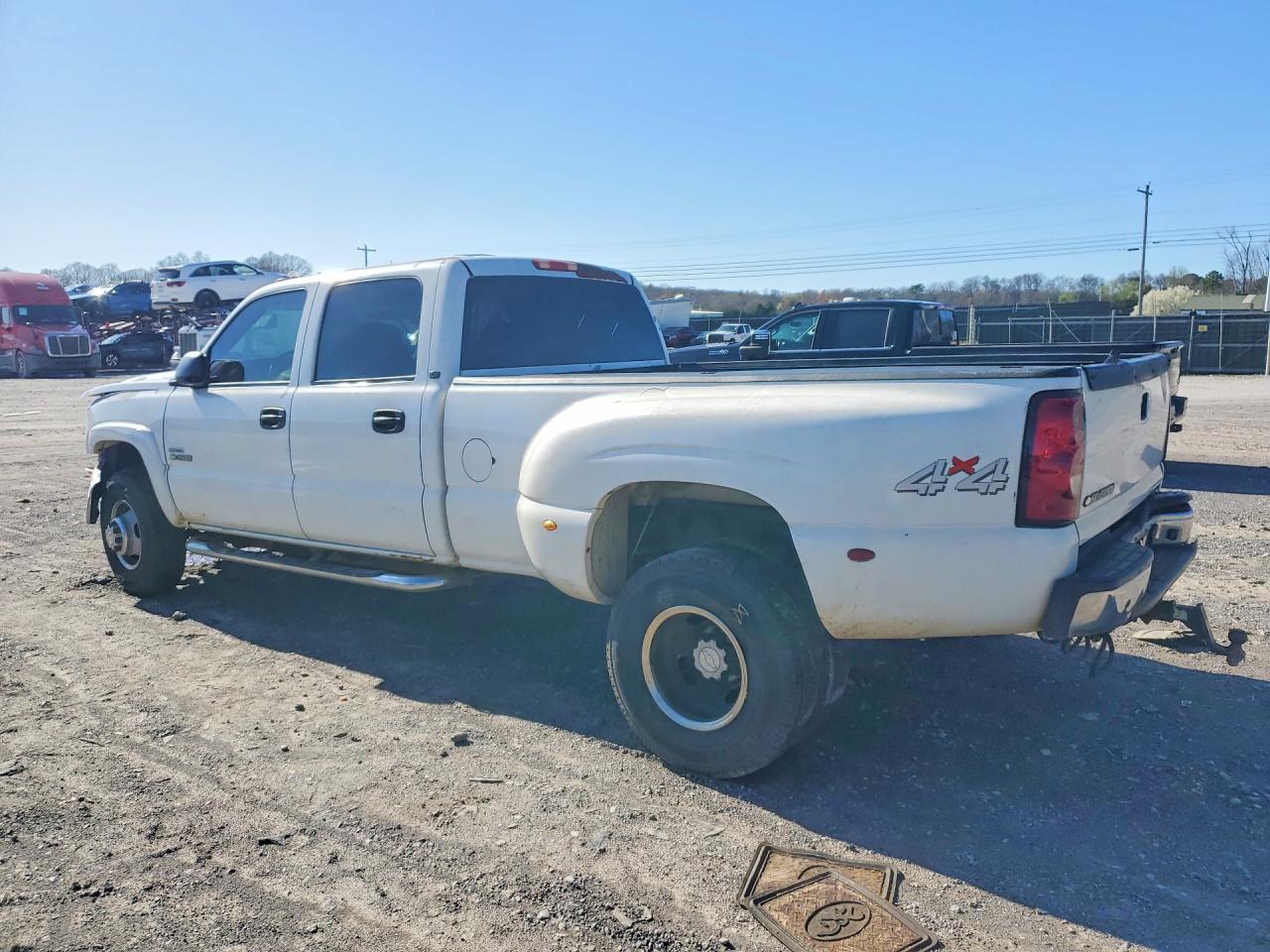 2006 CHEVROLET SILVERADO K3500 photo 3