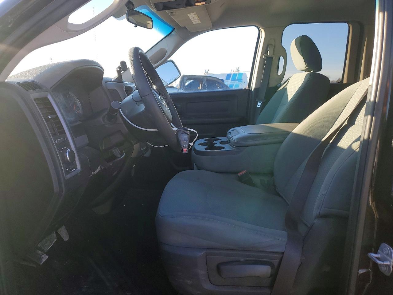 2019 RAM 1500 CLASSIC TRADESMAN photo 13