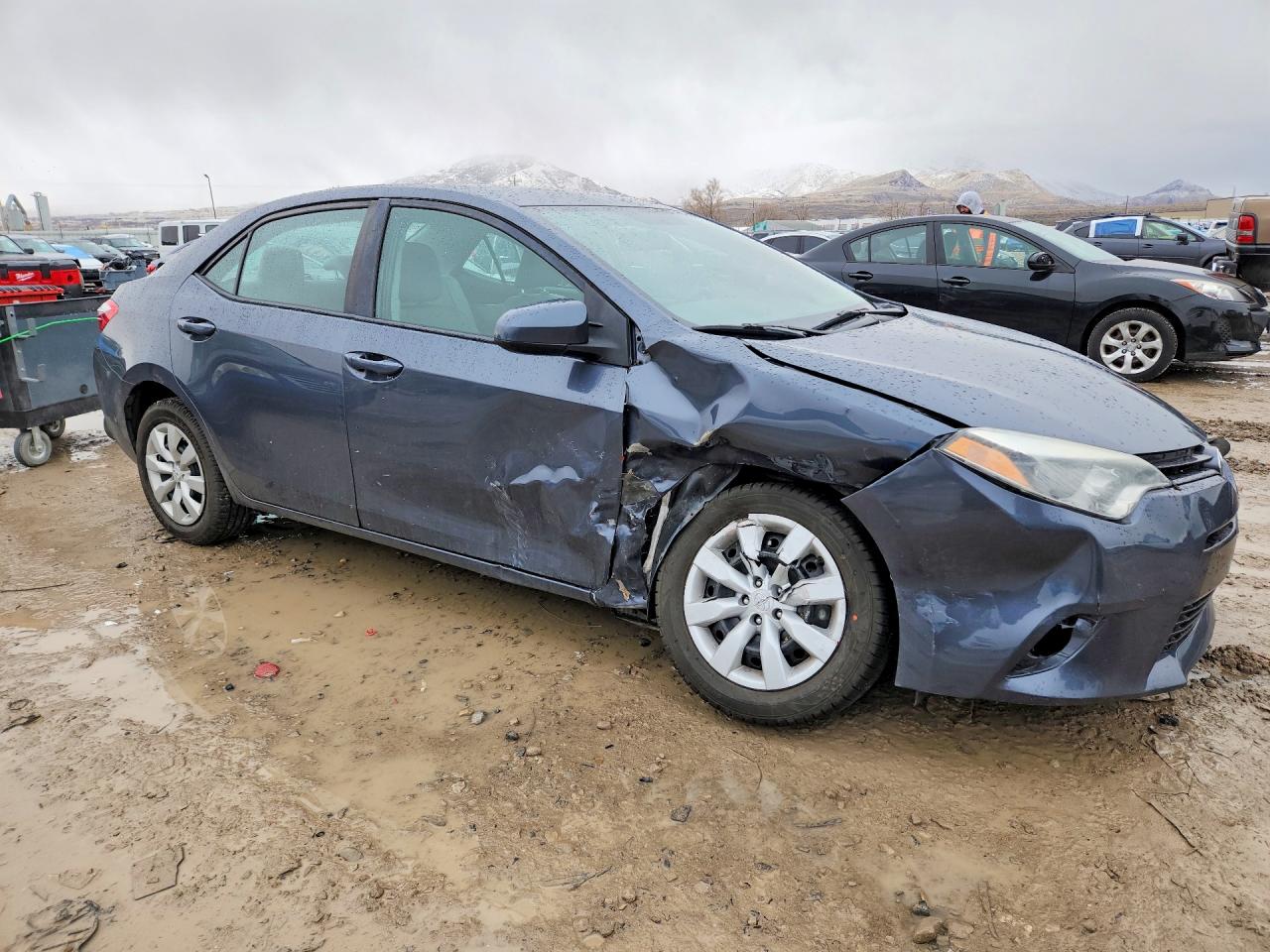 2015 TOYOTA COROLLA LE photo 10