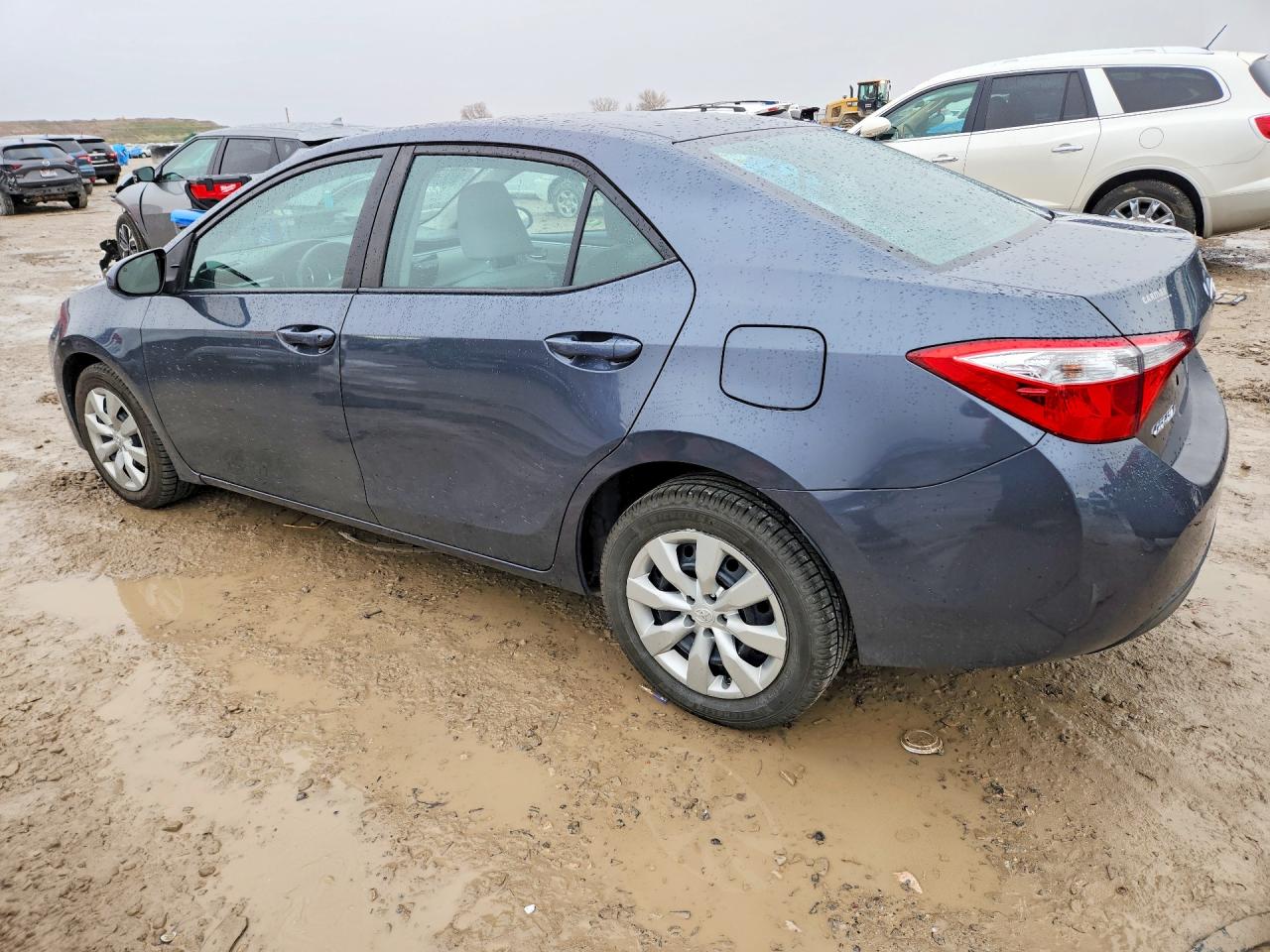 2015 TOYOTA COROLLA LE photo 4