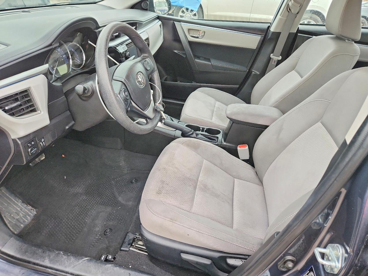 2015 TOYOTA COROLLA LE photo 19