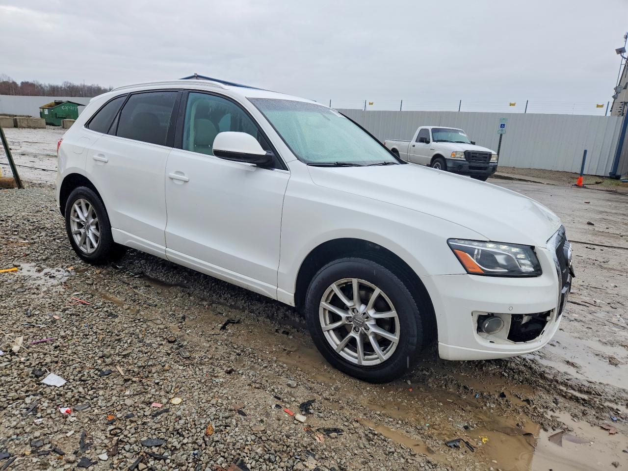 2011 AUDI Q5 PREMIUM PLUS photo 4