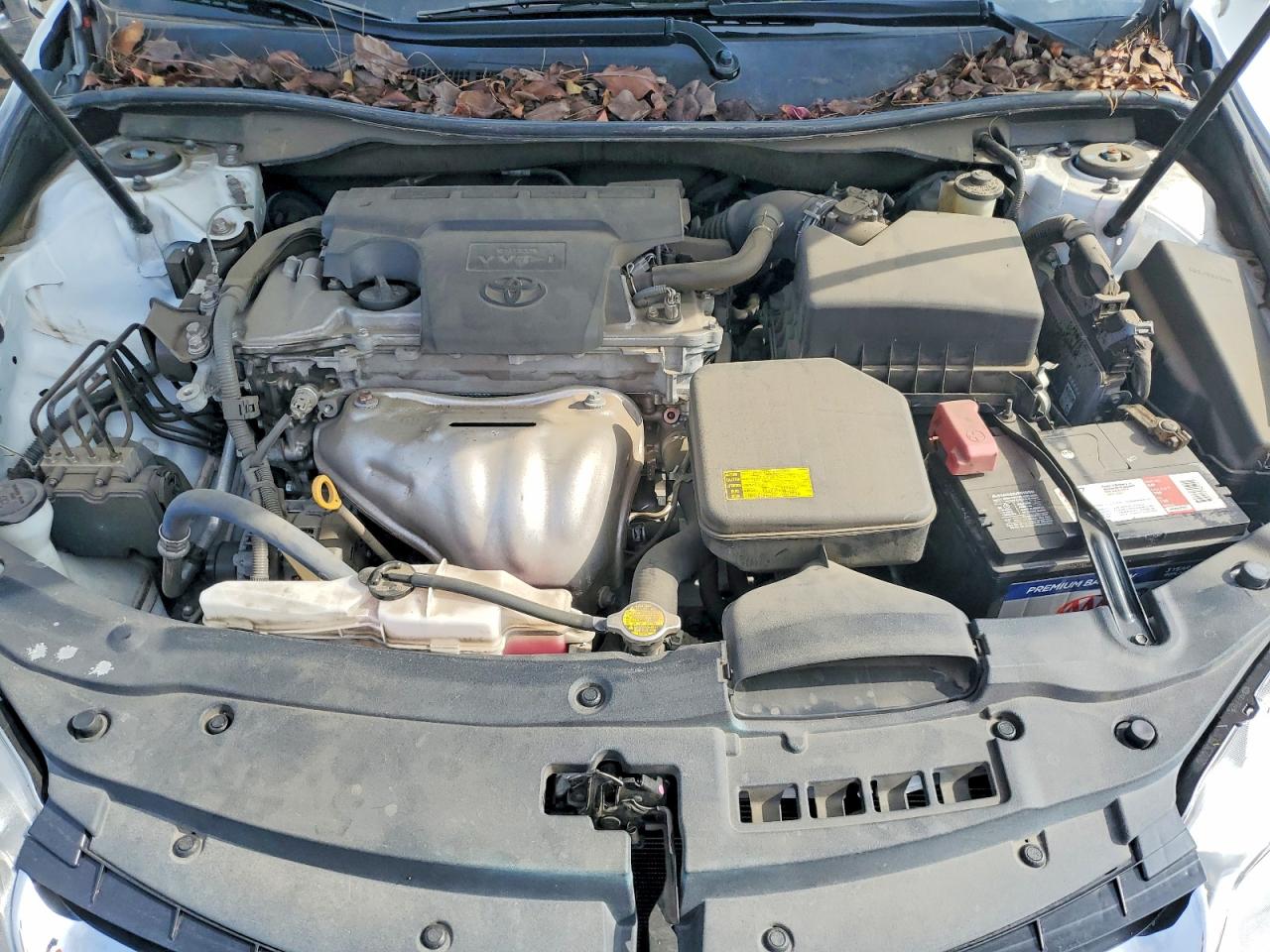 2015 TOYOTA CAMRY SE photo 21