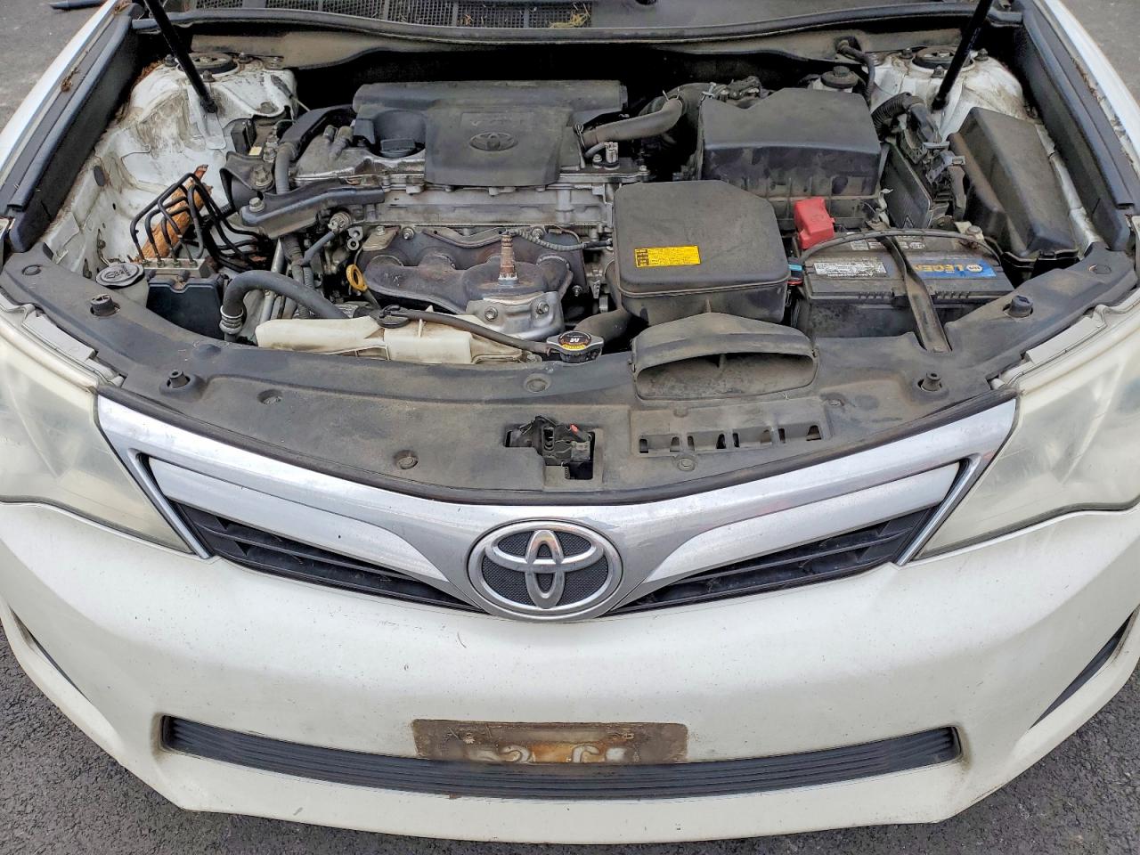 2013 TOYOTA CAMRY LE photo 31