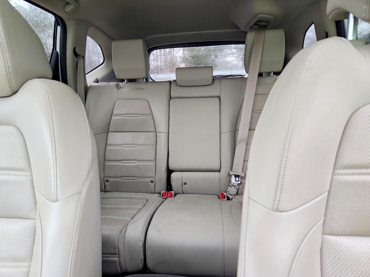 2017 HONDA CR-V EXL photo 28