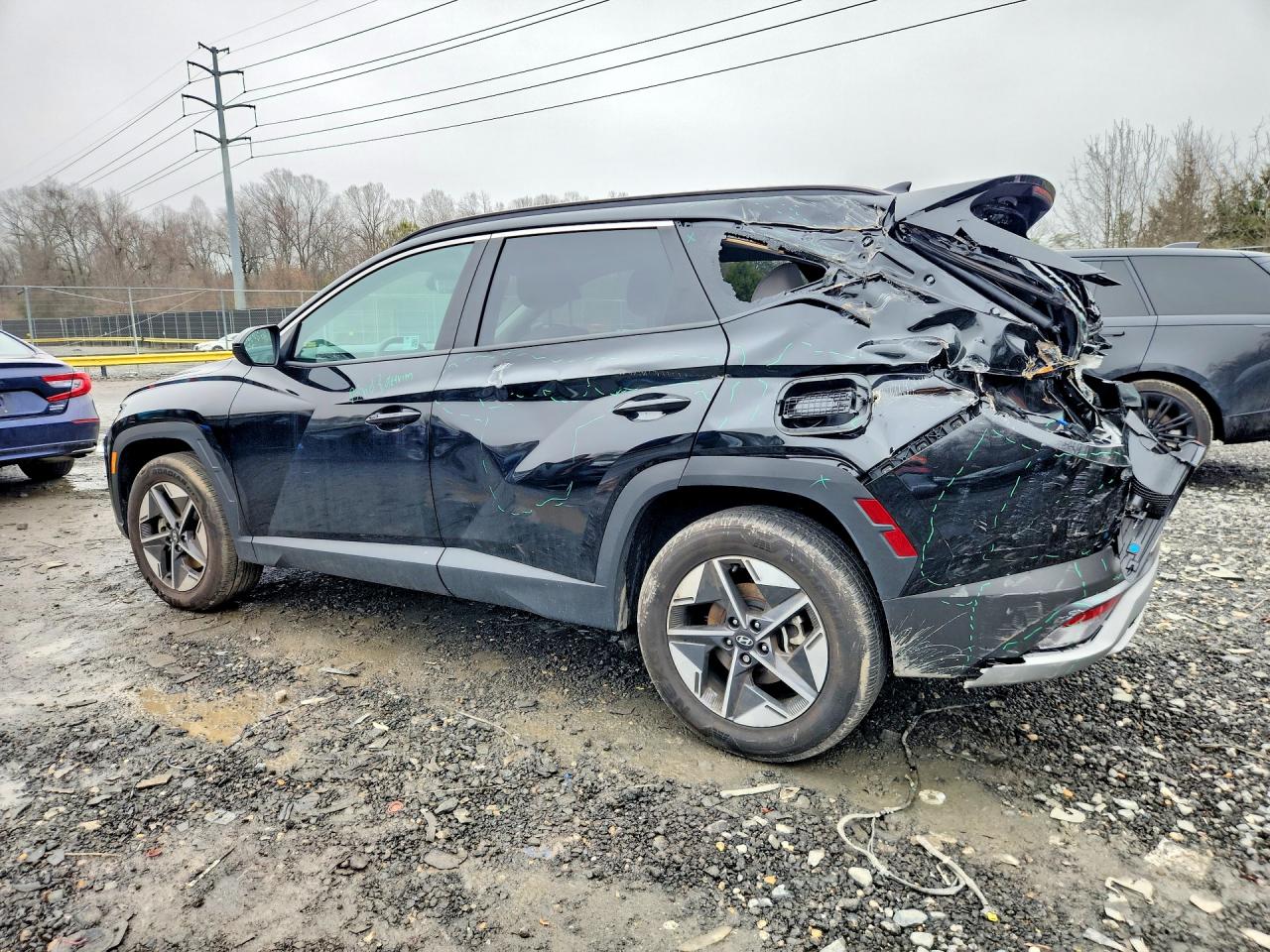 2025 HYUNDAI TUCSON SEL photo 3