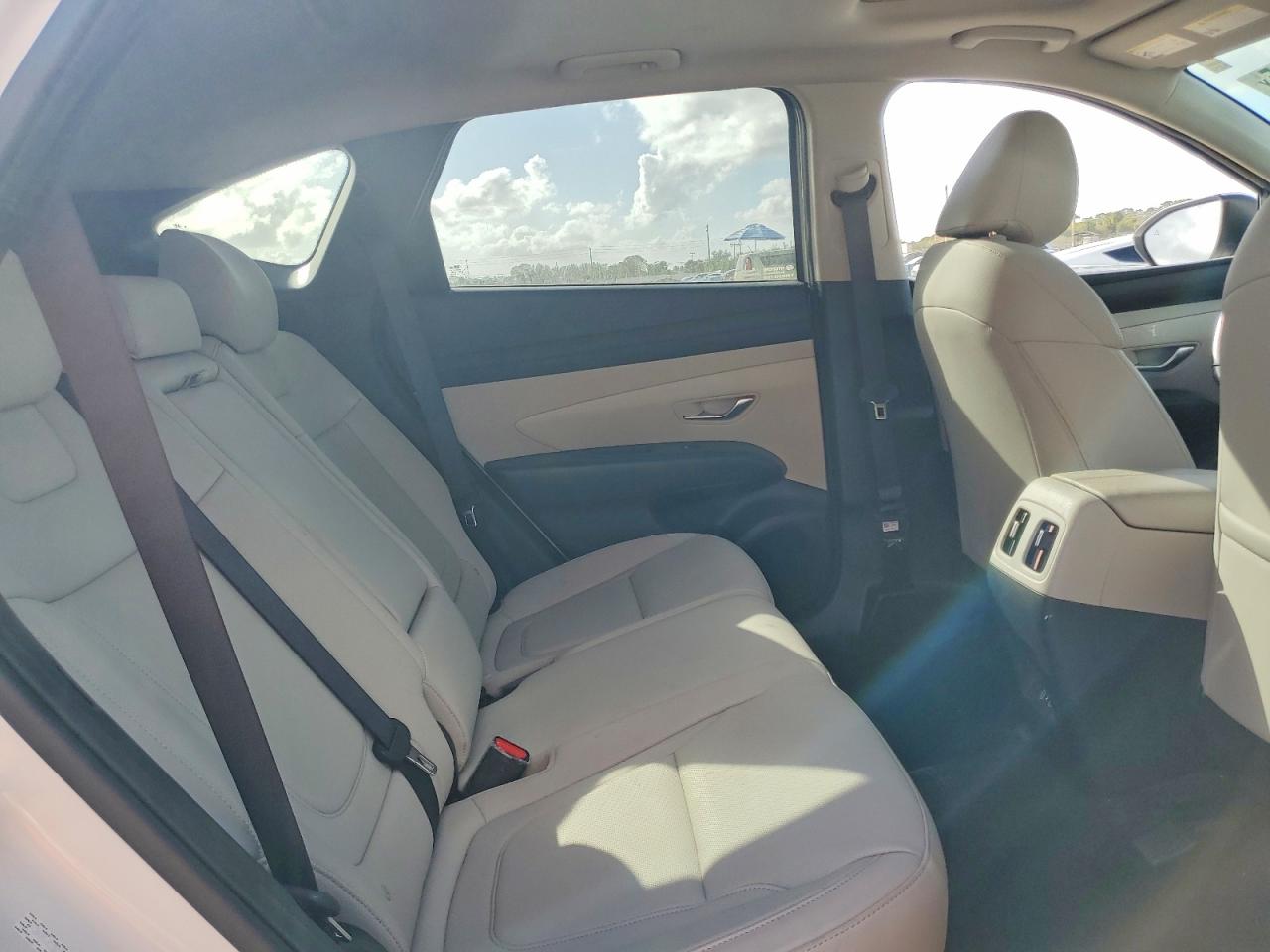 2025 HYUNDAI TUCSON SEL CONVENIENCE photo 31