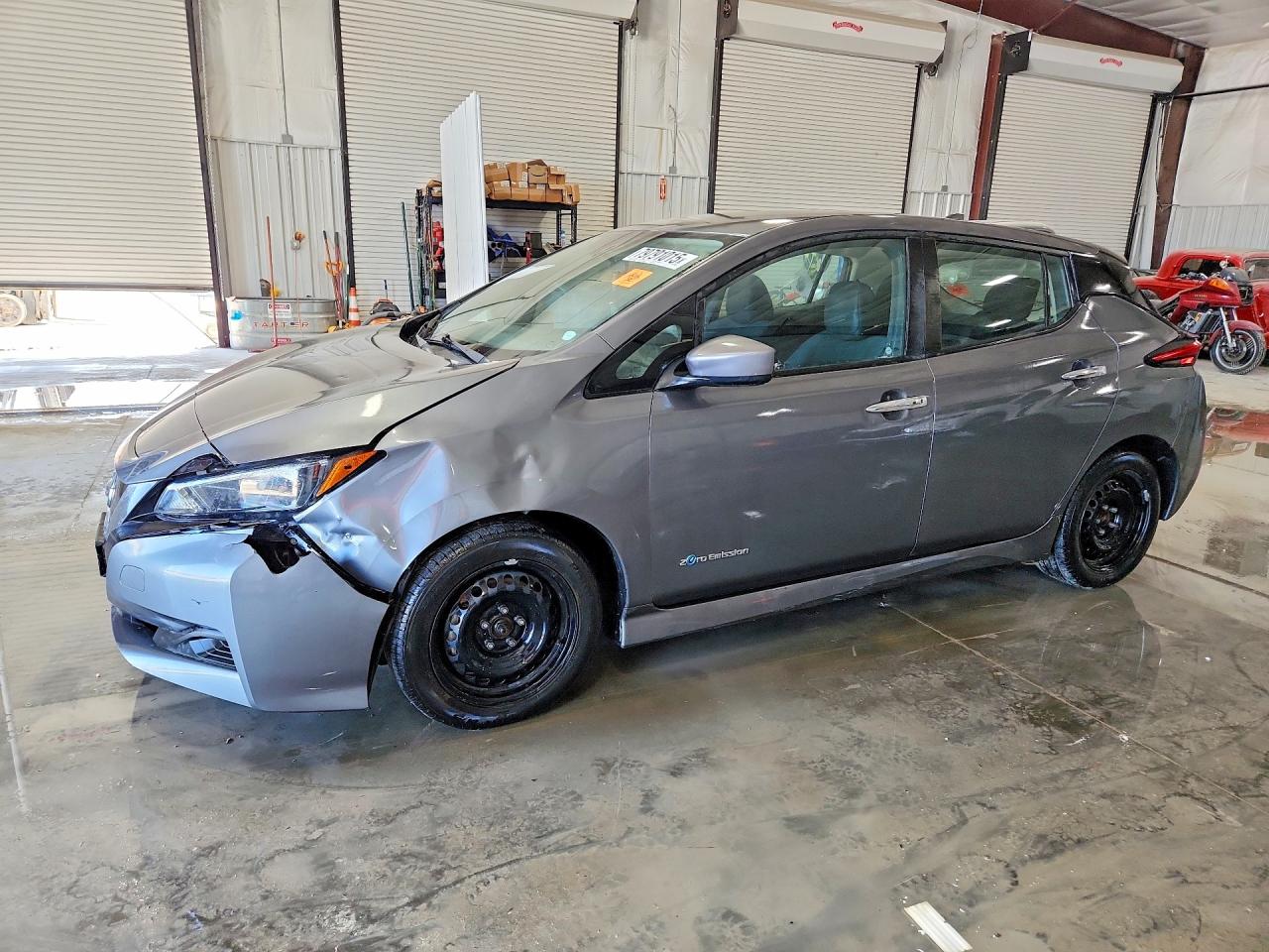 2019 NISSAN LEAF
