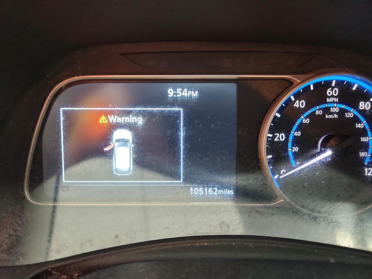 2019 NISSAN LEAF S photo 17