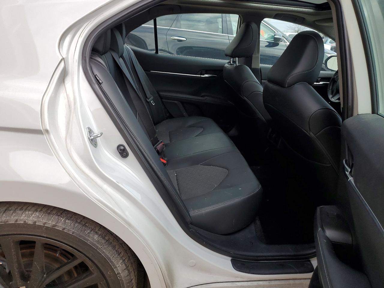 2022 TOYOTA CAMRY XSE photo 10