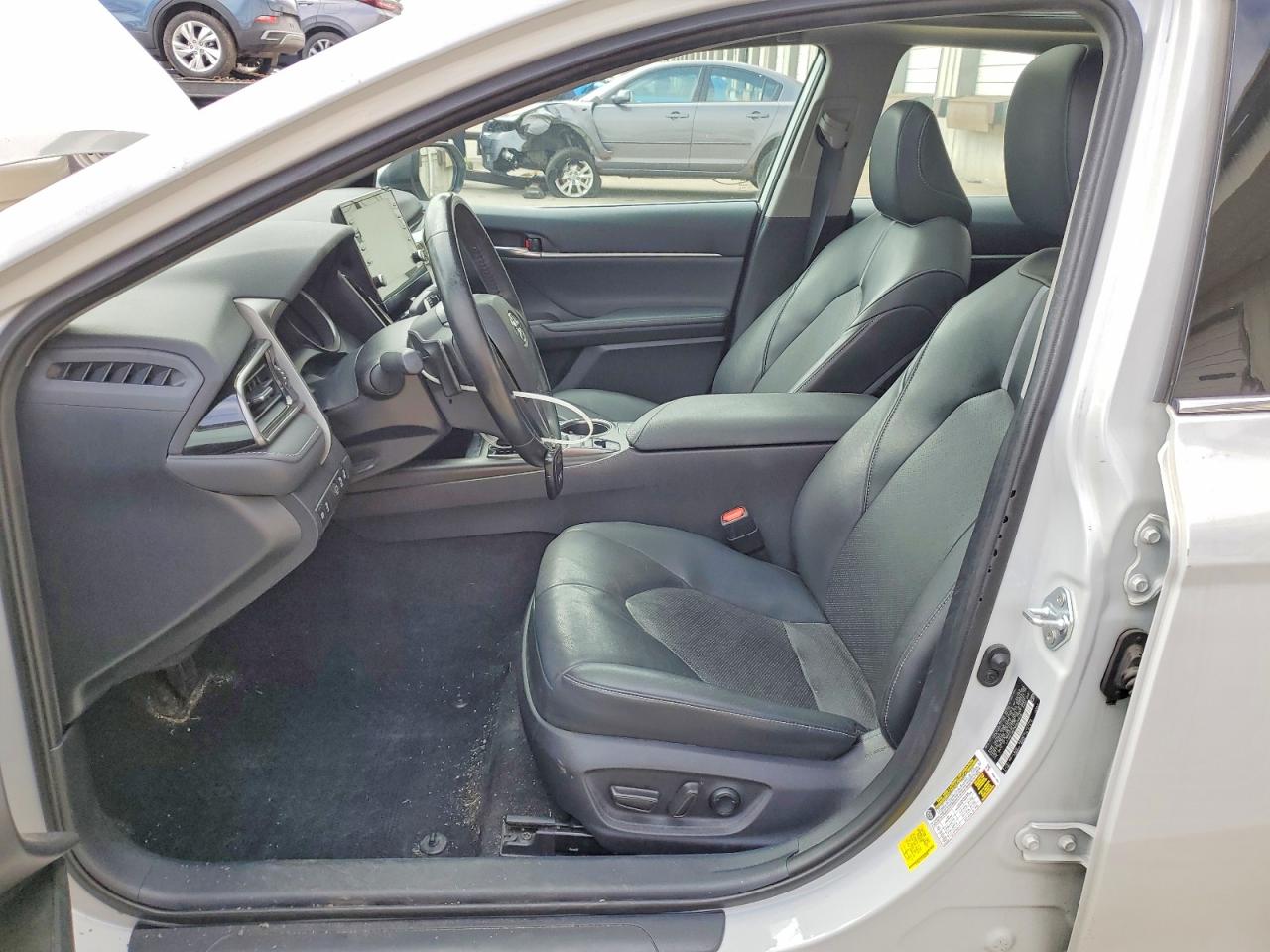 2022 TOYOTA CAMRY XSE photo 7