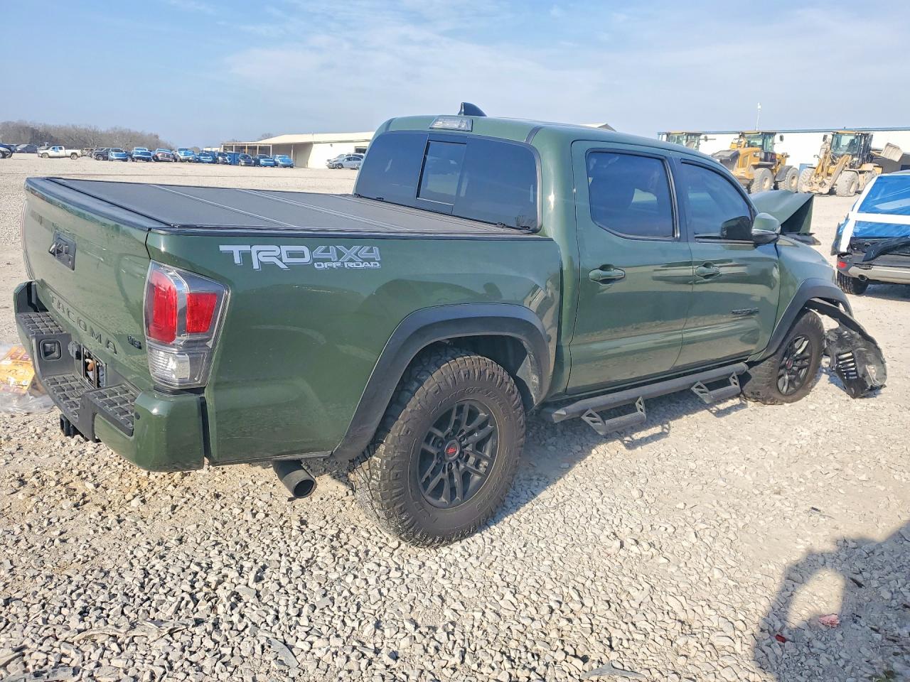 2021 TOYOTA TACOMA TRD OFF-ROAD photo 3
