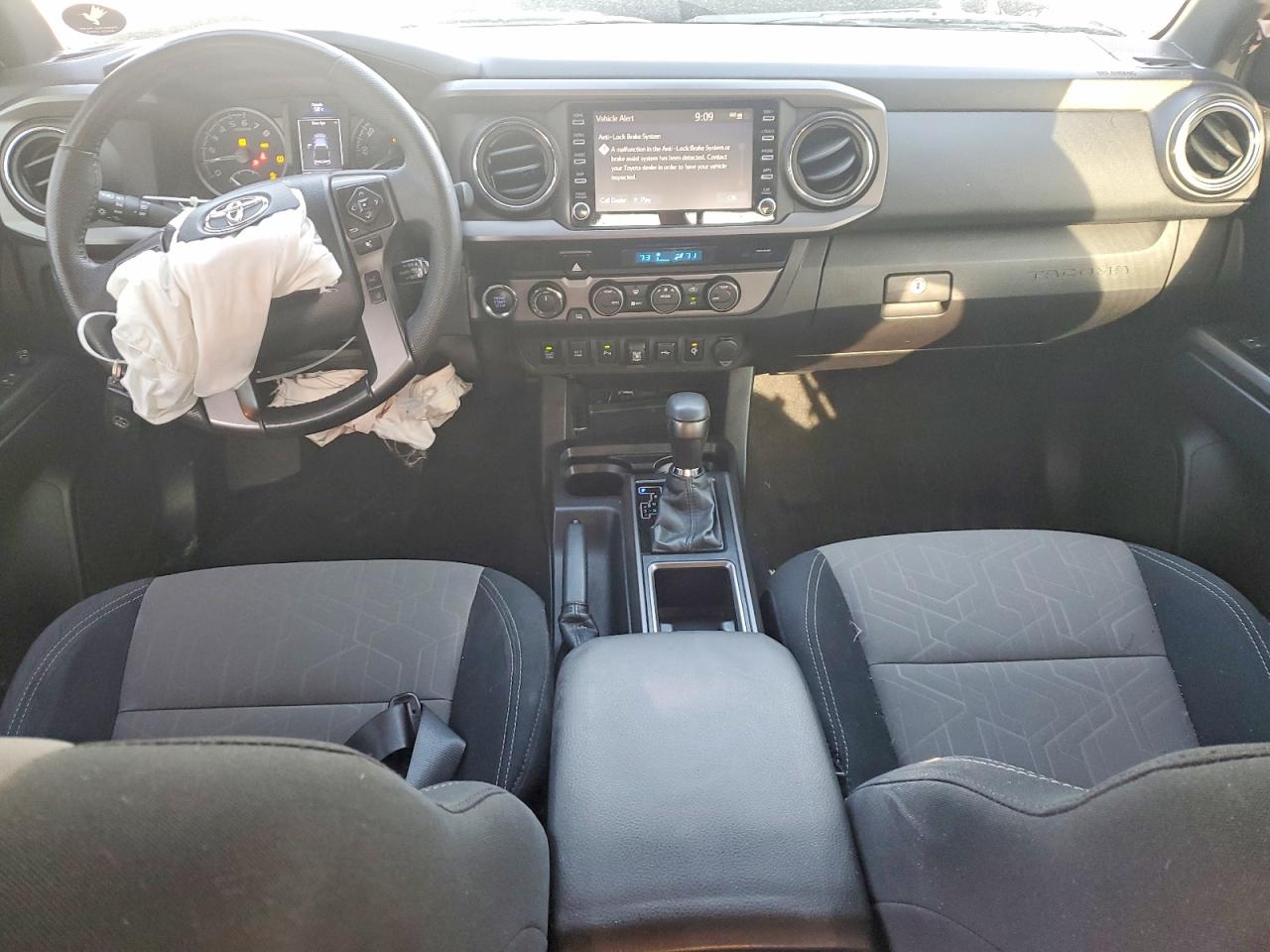 2021 TOYOTA TACOMA TRD OFF-ROAD photo 8