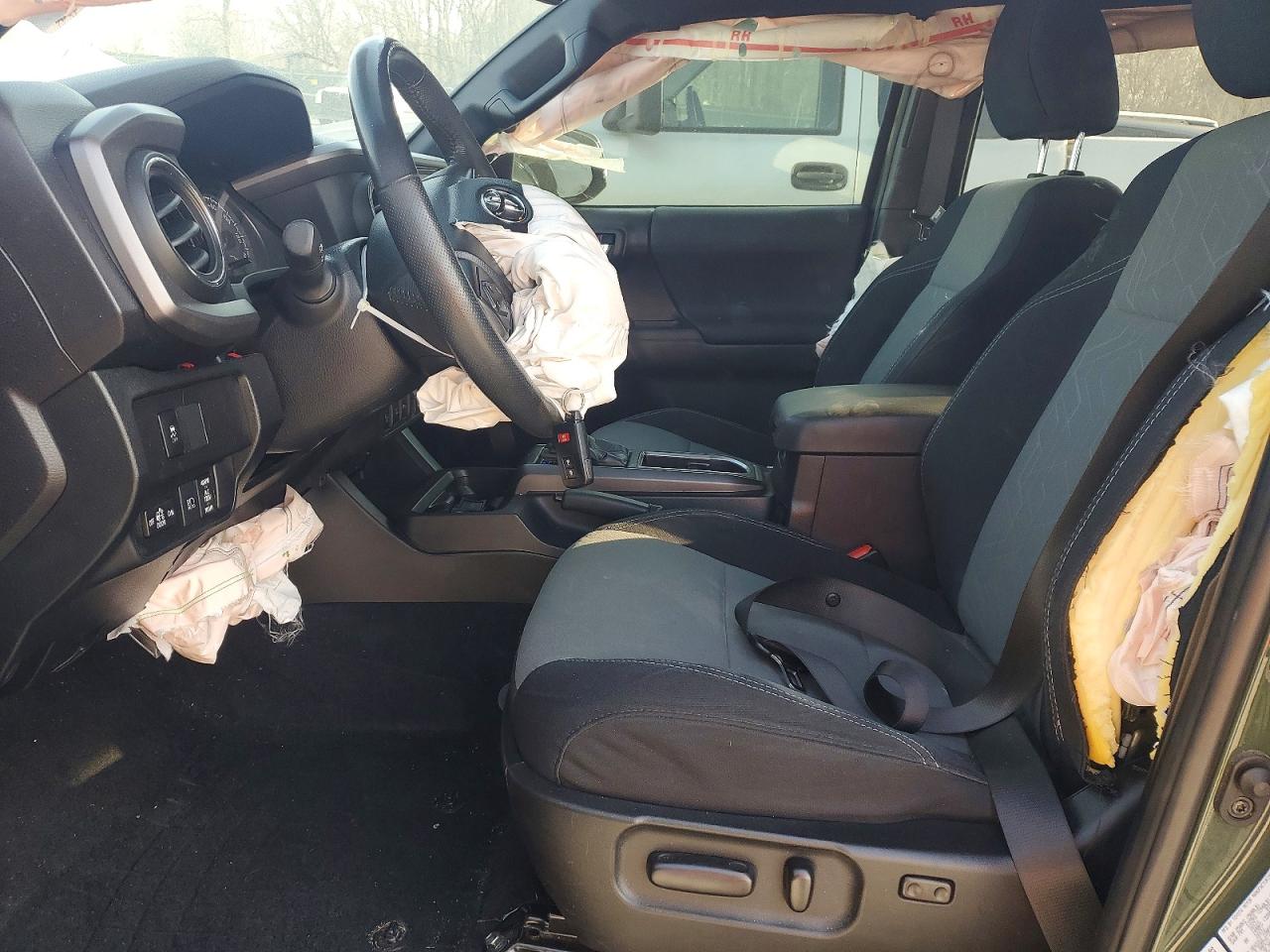 2021 TOYOTA TACOMA TRD OFF-ROAD photo 7