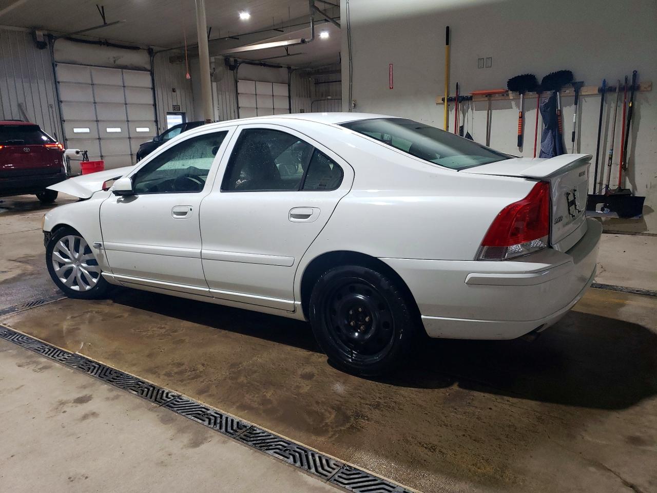 2005 VOLVO S60 2.5T photo 3