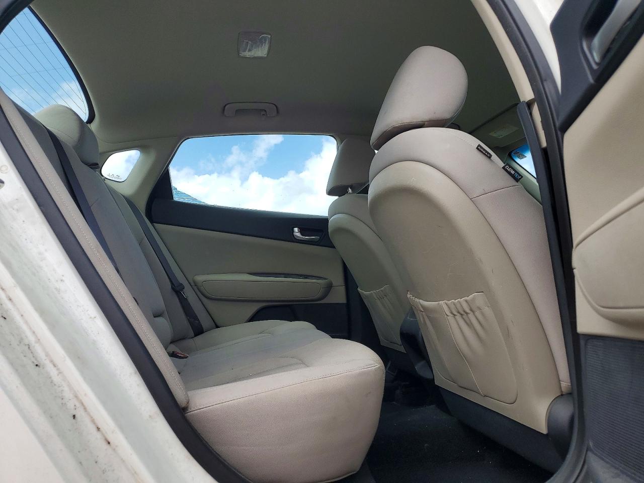 2016 KIA OPTIMA LX photo 10