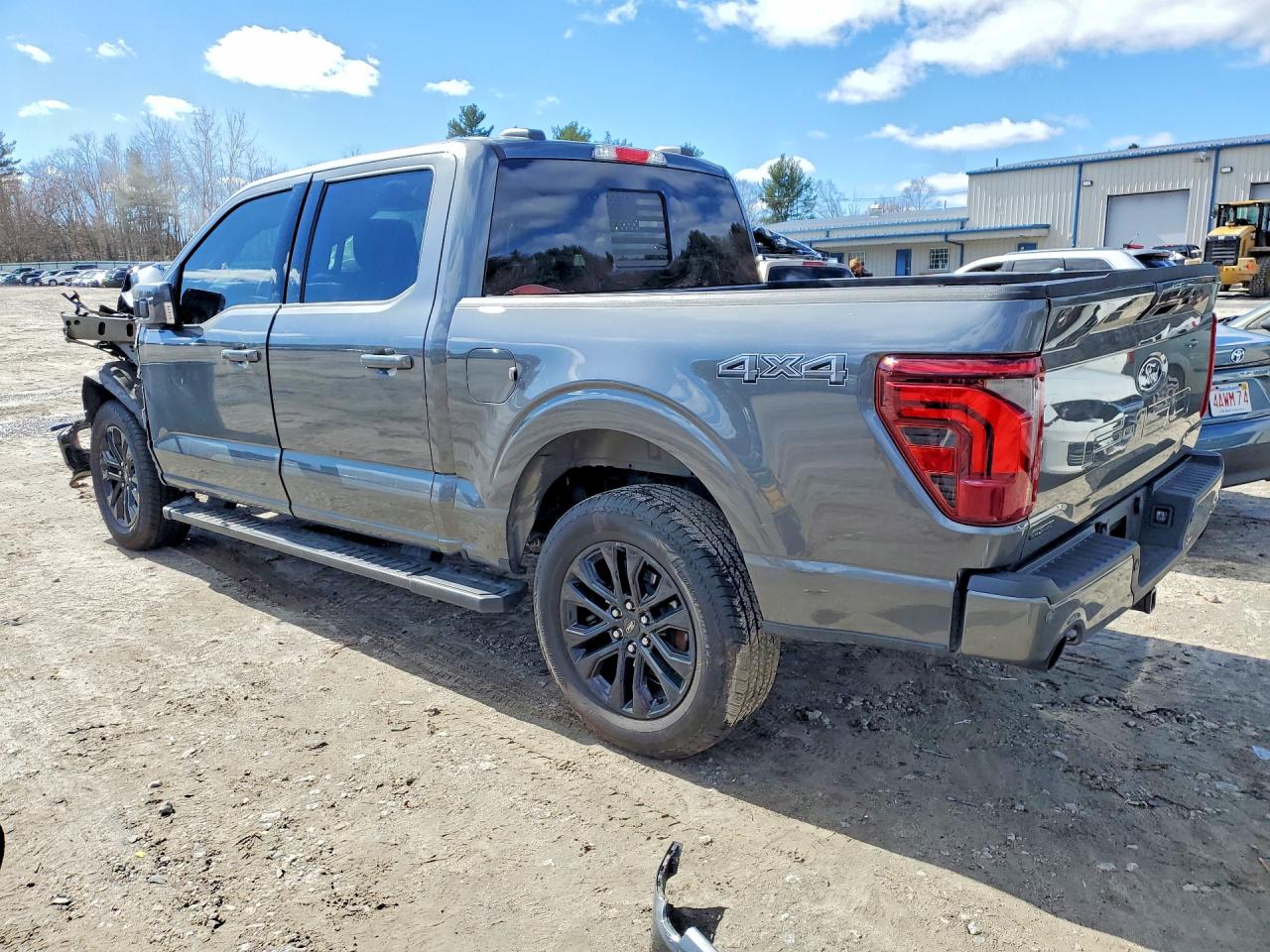2025 FORD F150 LARIAT photo 3