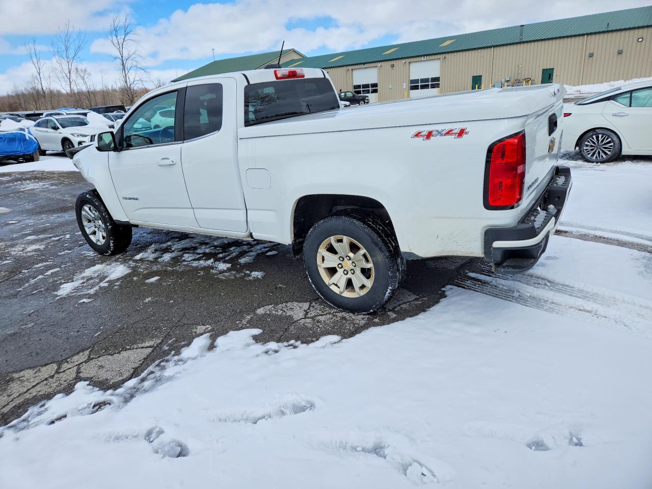 2020 CHEVROLET COLORADO LT photo 2