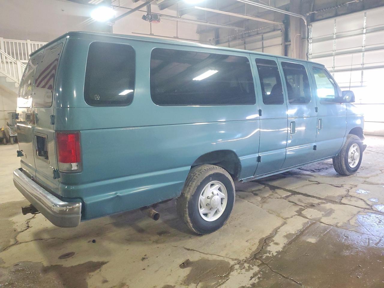 1998 FORD ECONOLINE E350 SUPER DUTY photo 3