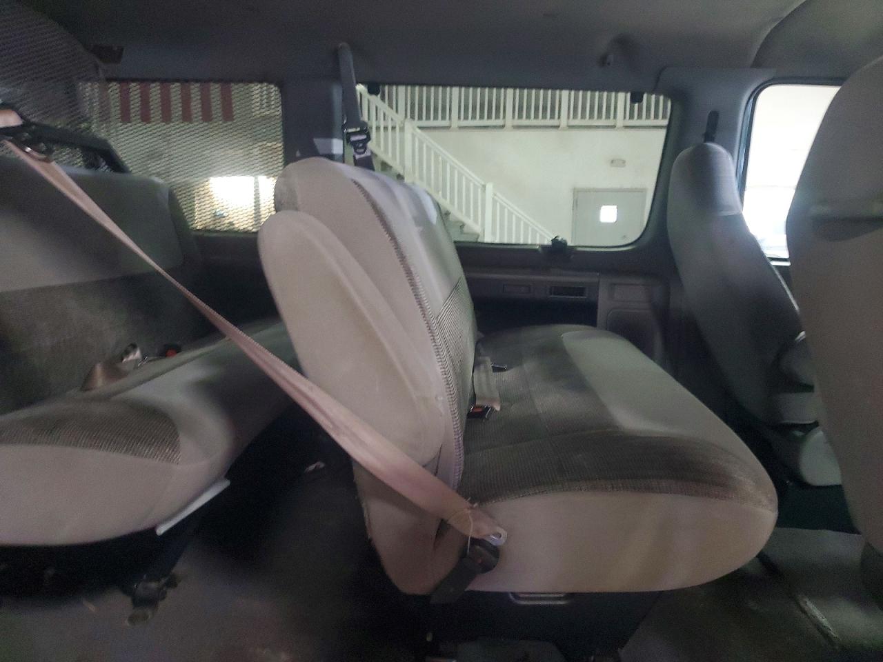1998 FORD ECONOLINE E350 SUPER DUTY photo 11