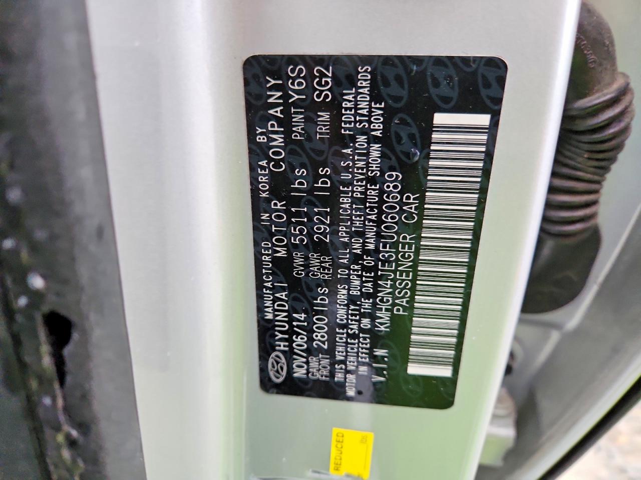 2015 HYUNDAI GENESIS 3.8L photo 12