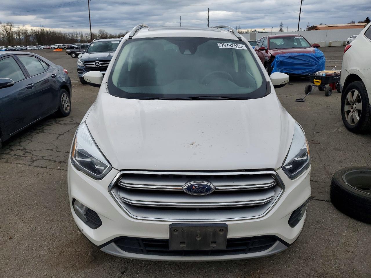 2017 FORD ESCAPE TITANIUM photo 5