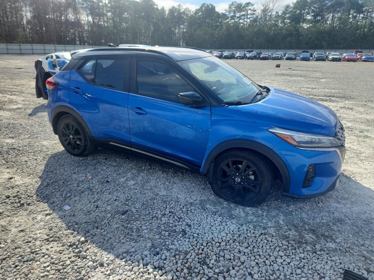 2021 NISSAN KICKS SR photo 7