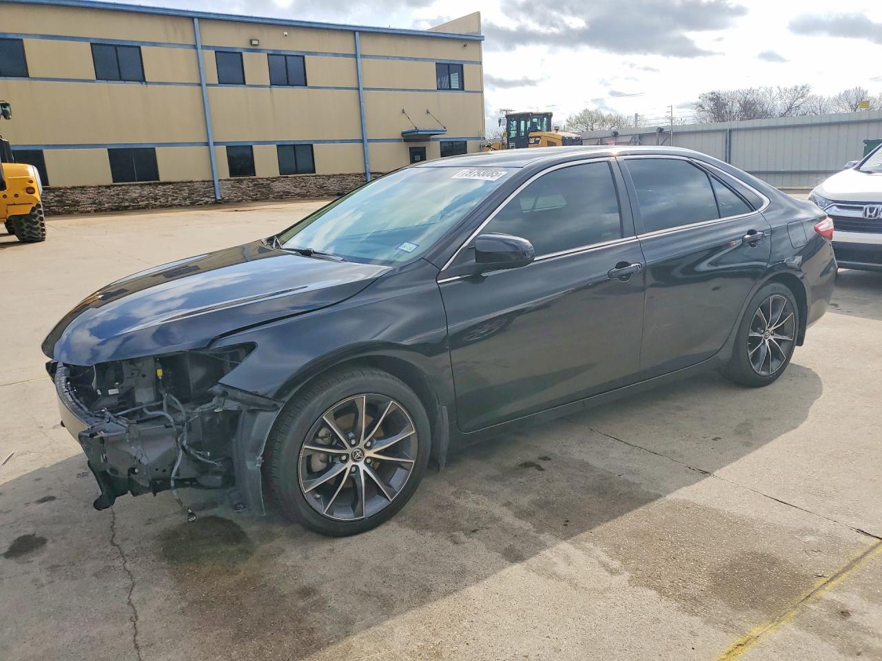 2015 TOYOTA CAMRY