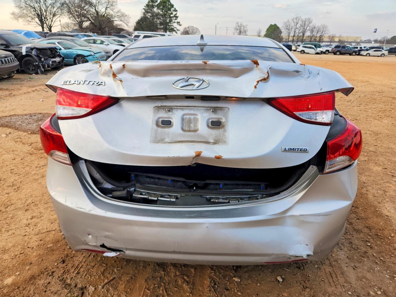 2013 HYUNDAI ELANTRA LIMITED photo 11