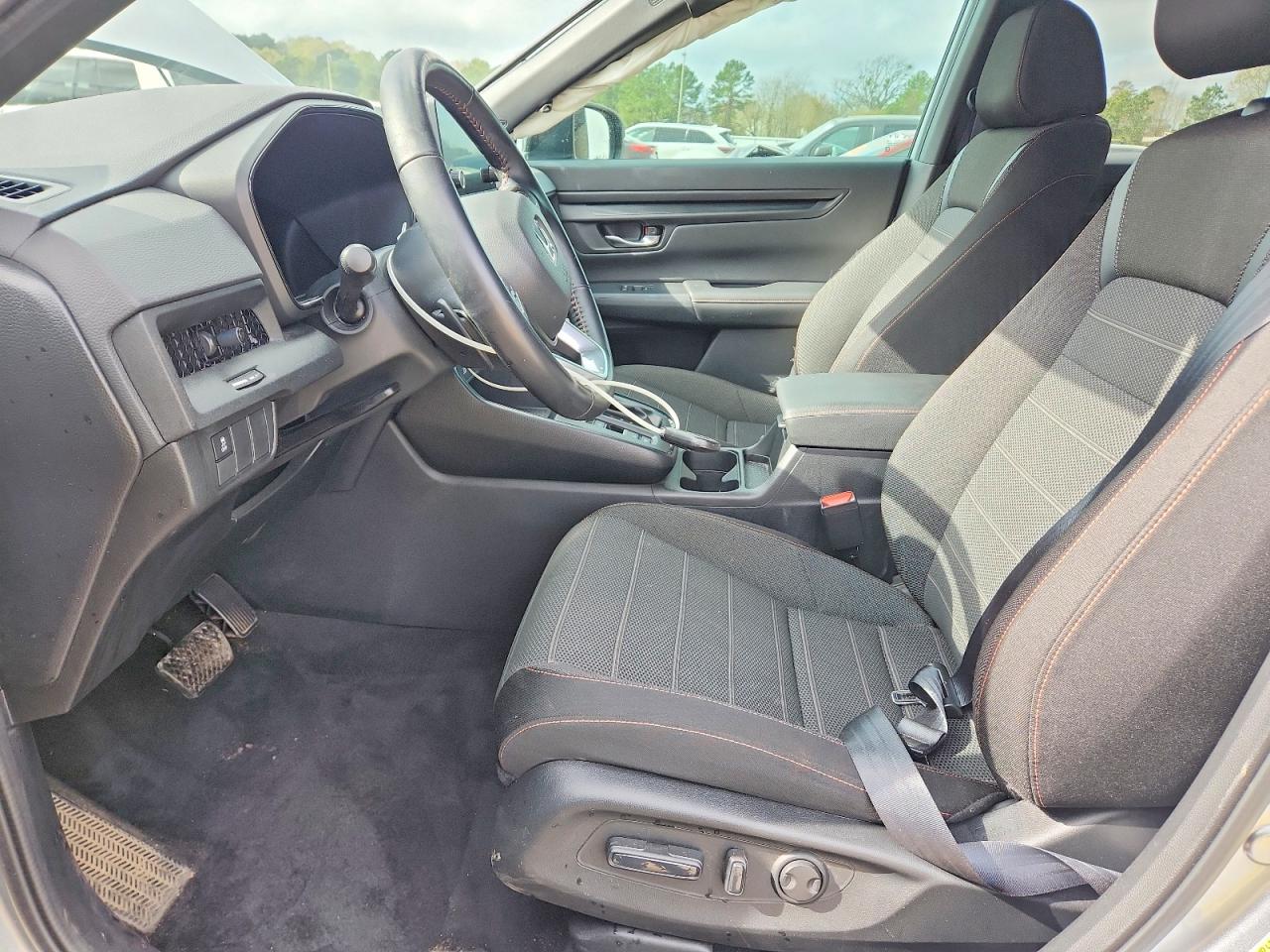2025 HONDA CR-V SPORT photo 19