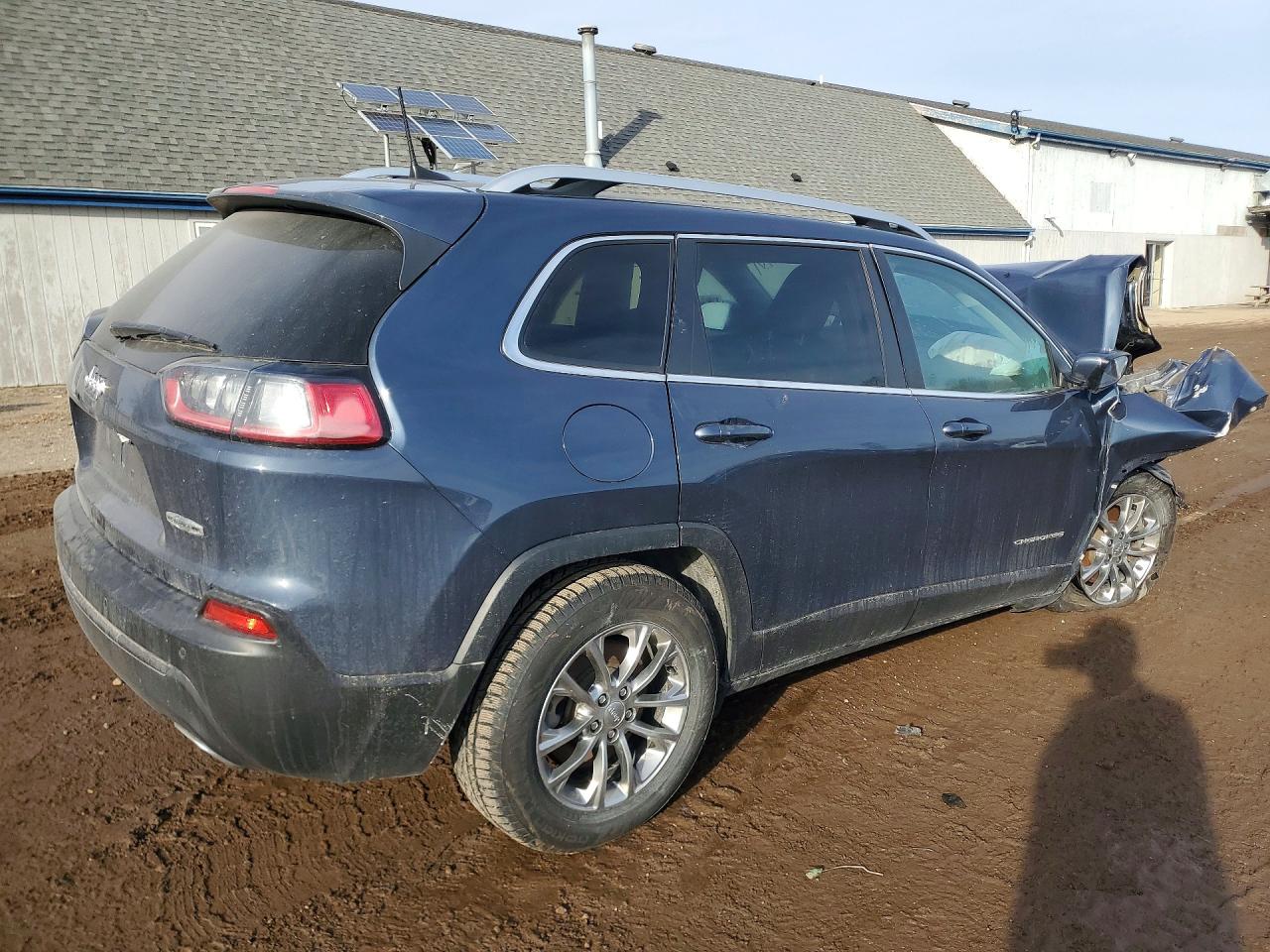 2021 JEEP CHEROKEE LATITUDE LUX photo 5