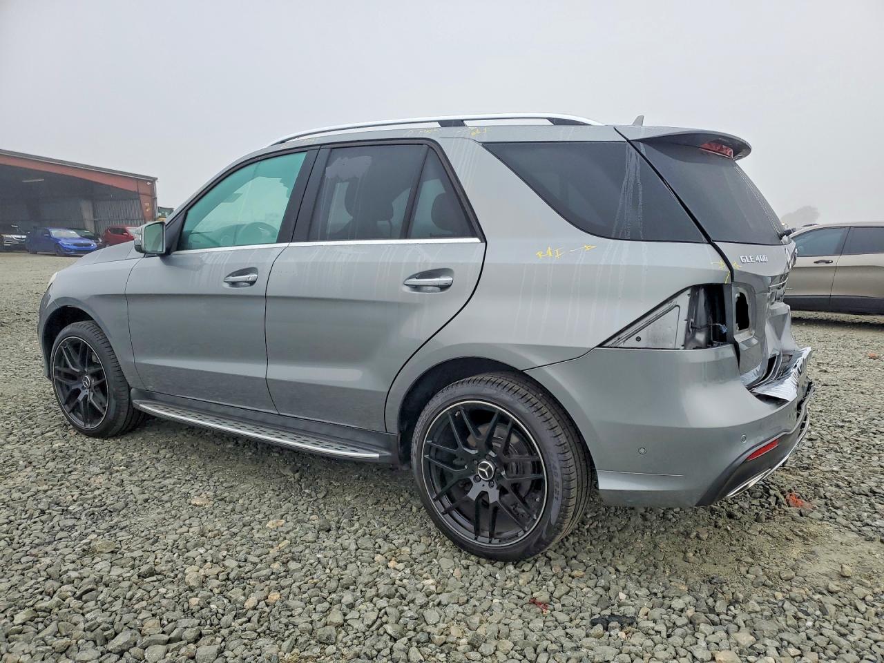 2016 MERCEDES-BENZ GLE 400 4MATIC photo 3