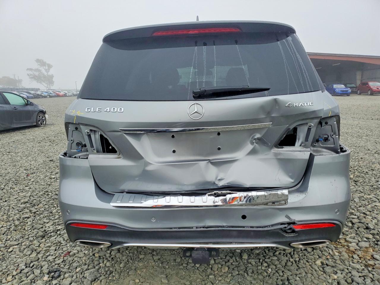 2016 MERCEDES-BENZ GLE 400 4MATIC photo 11