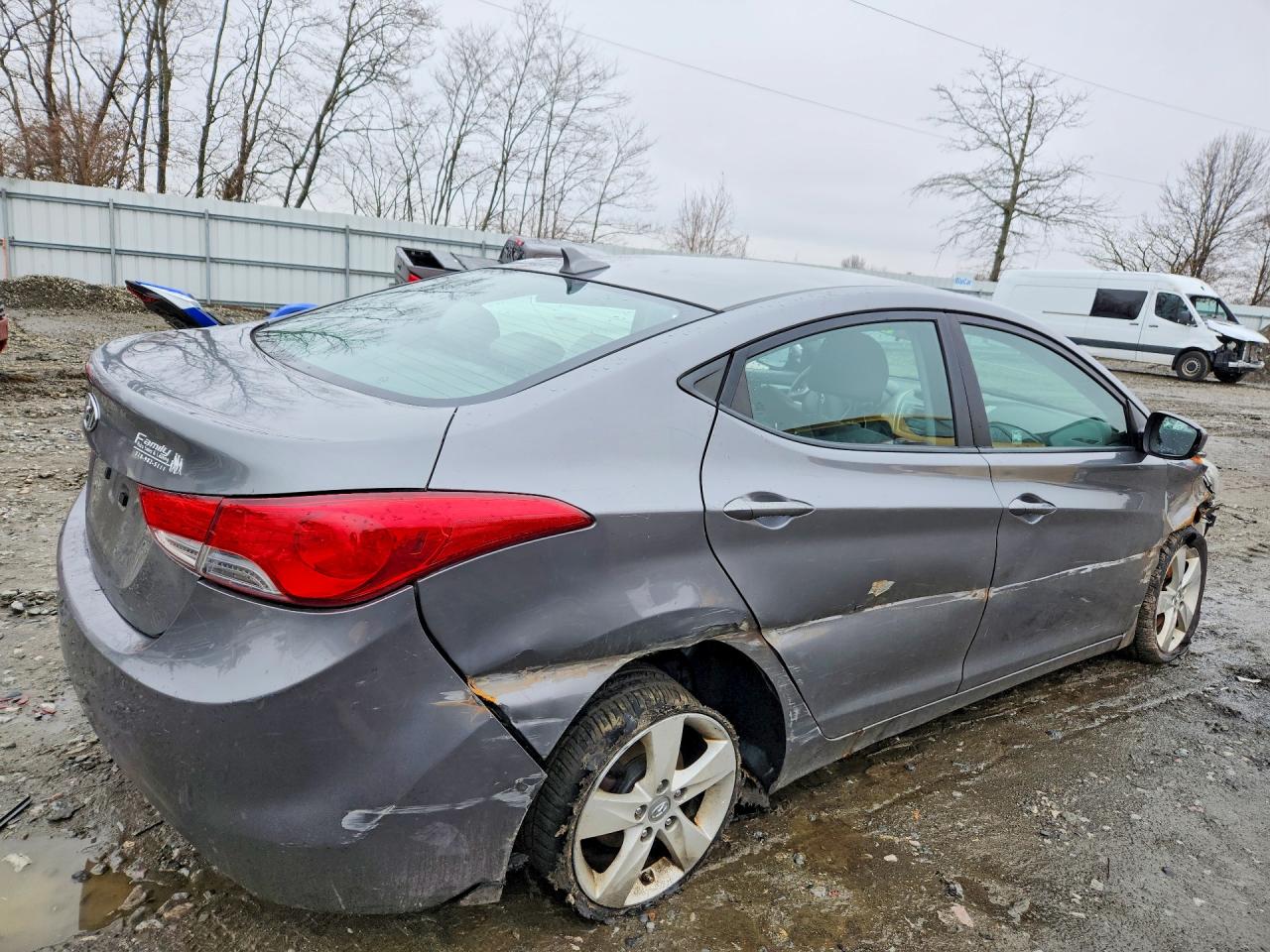 2013 HYUNDAI ELANTRA GLS photo 5