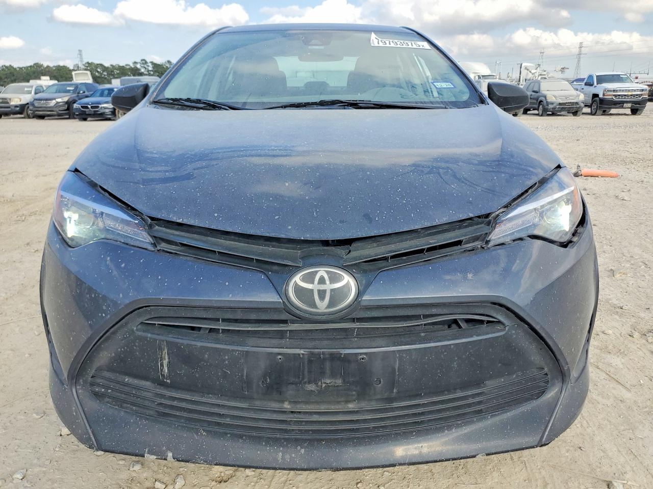 2019 TOYOTA COROLLA LE photo 9