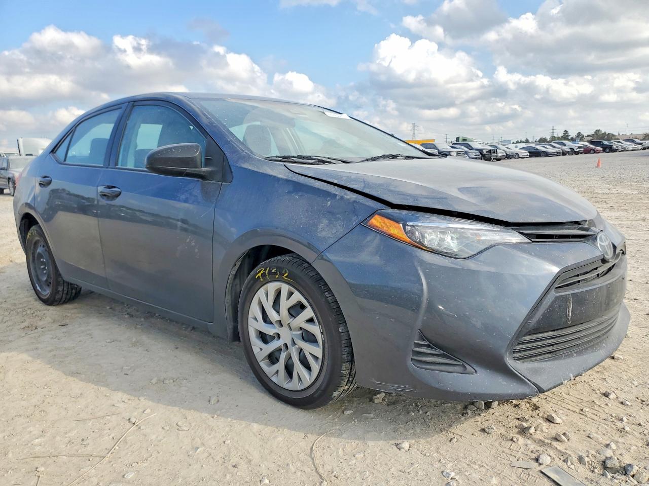 2019 TOYOTA COROLLA LE photo 7