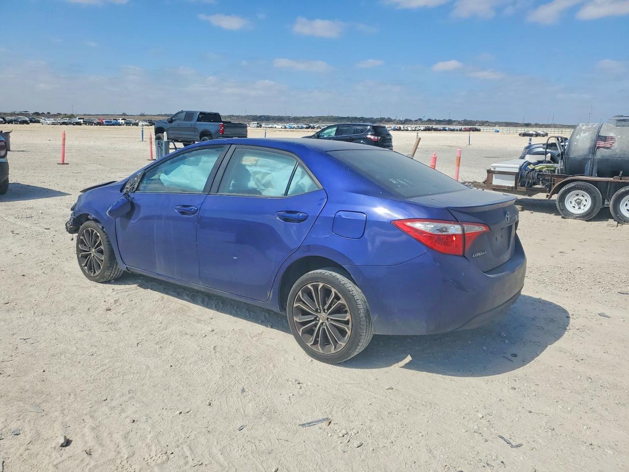 2016 TOYOTA COROLLA S PLUS photo 3