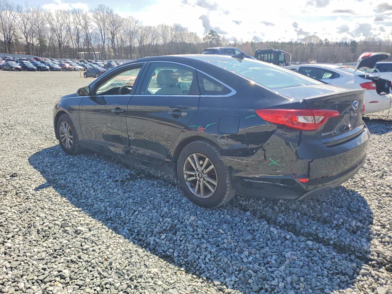 2016 HYUNDAI SONATA SE photo 2