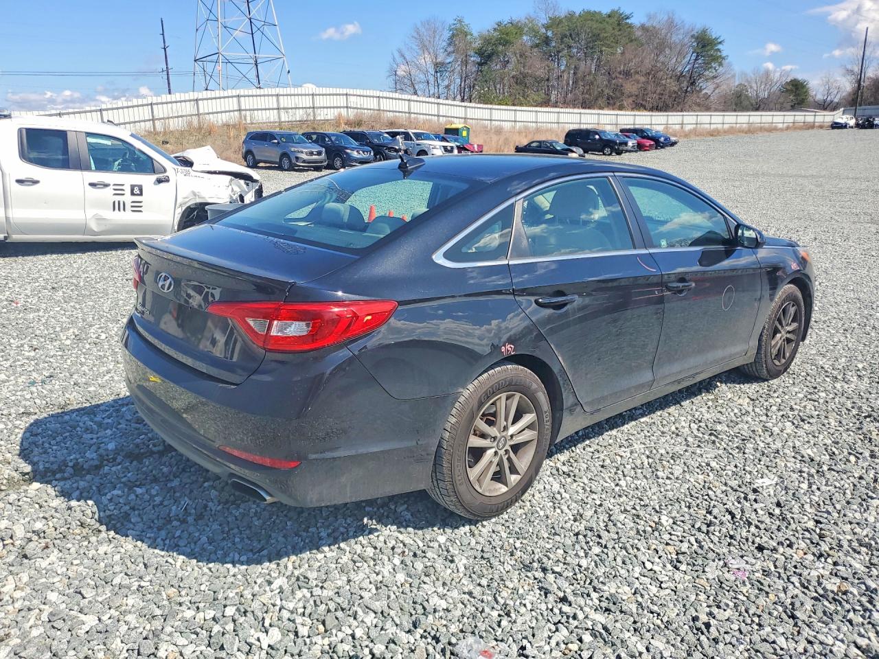 2016 HYUNDAI SONATA SE photo 3