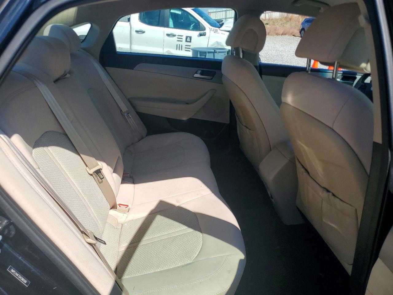 2016 HYUNDAI SONATA SE photo 10