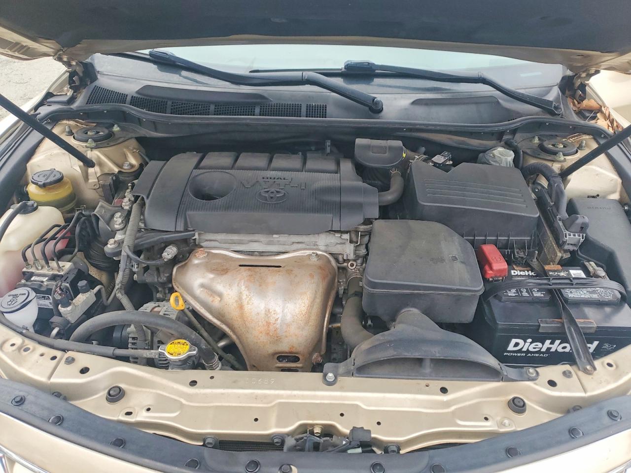 2011 TOYOTA CAMRY BASE photo 21
