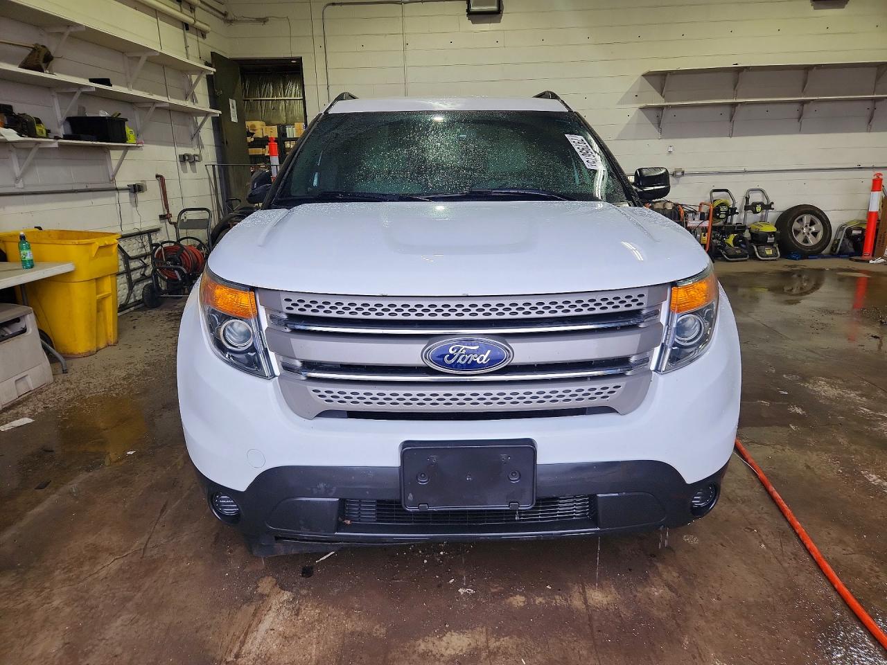 2015 FORD EXPLORER photo 5