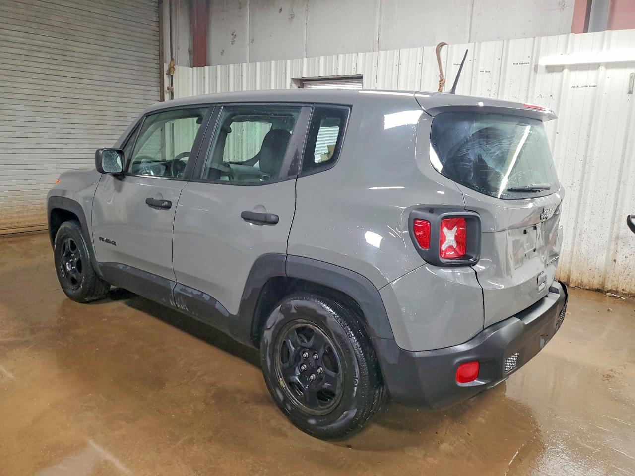 2019 JEEP RENEGADE SPORT photo 4