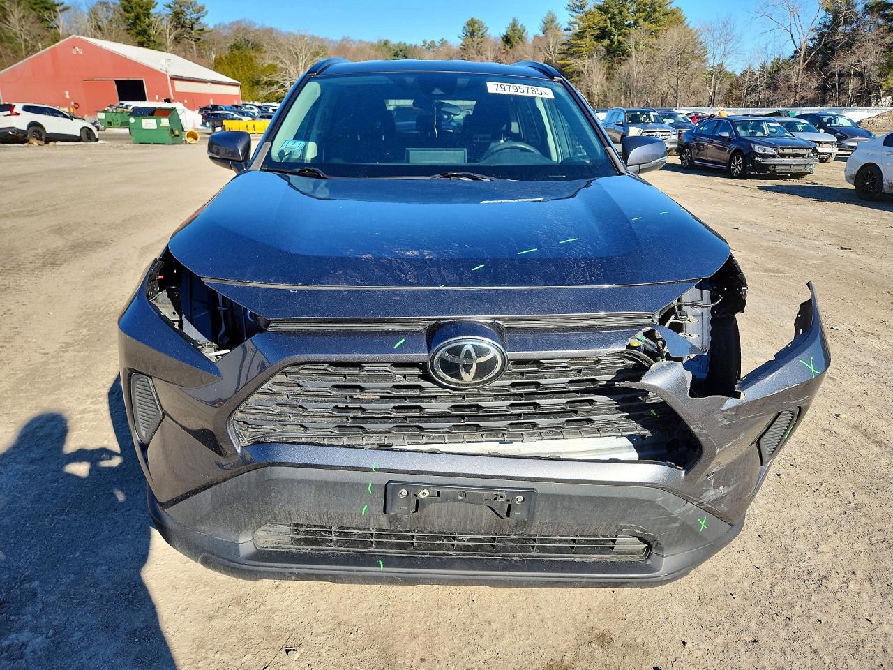 2021 TOYOTA RAV4 LE photo 9