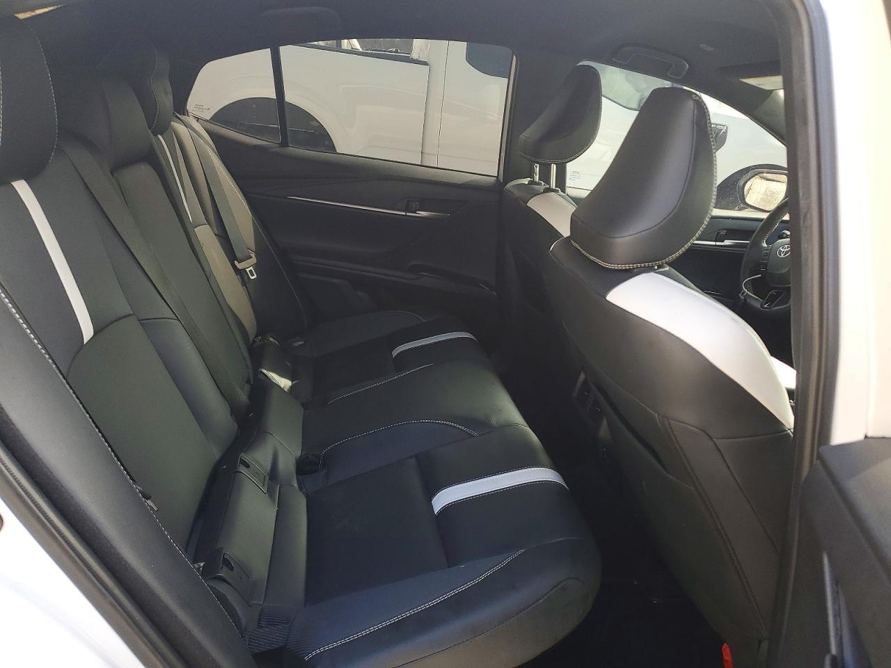 2025 TOYOTA CAMRY SE photo 19