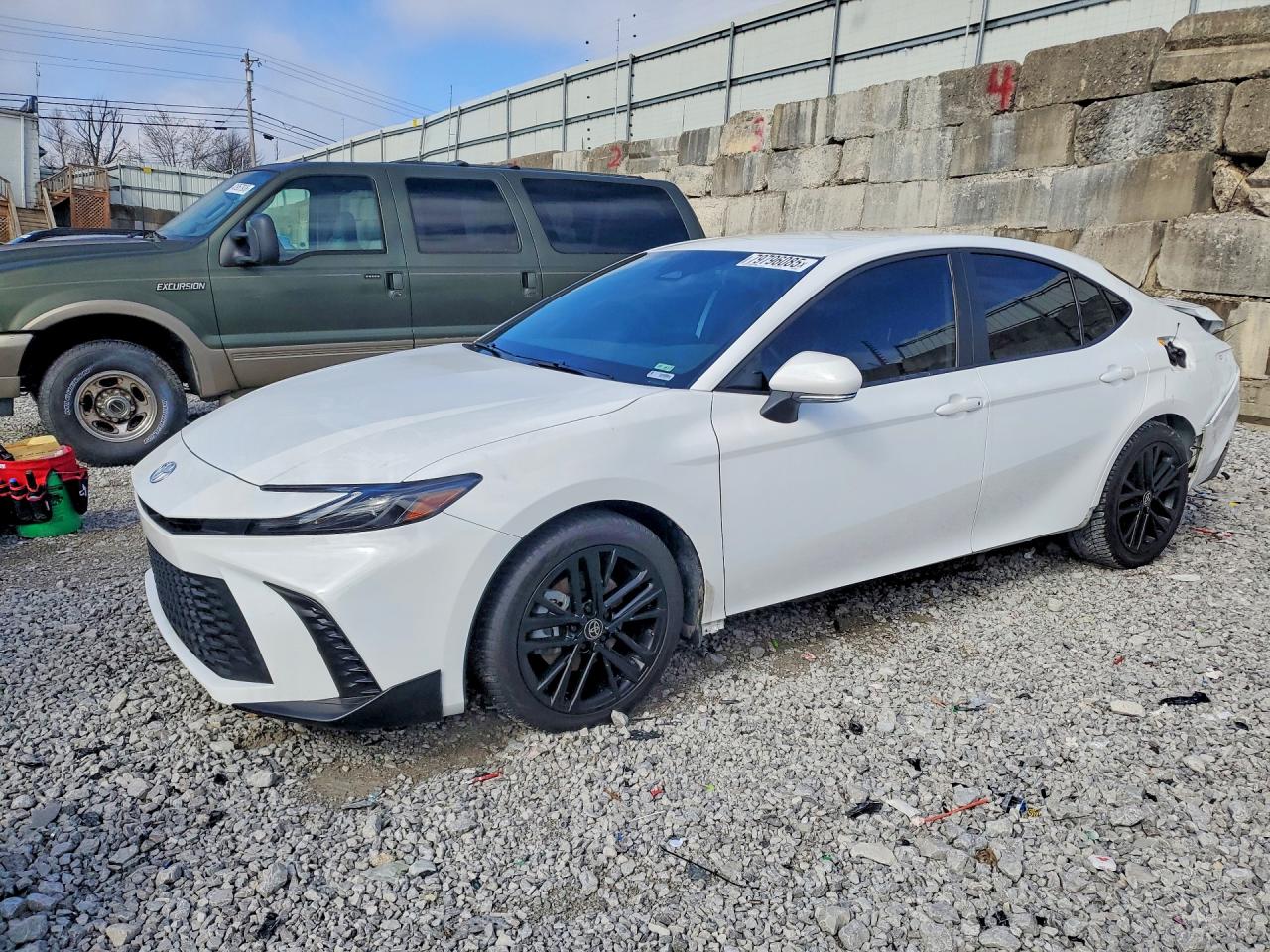 2025 TOYOTA CAMRY
