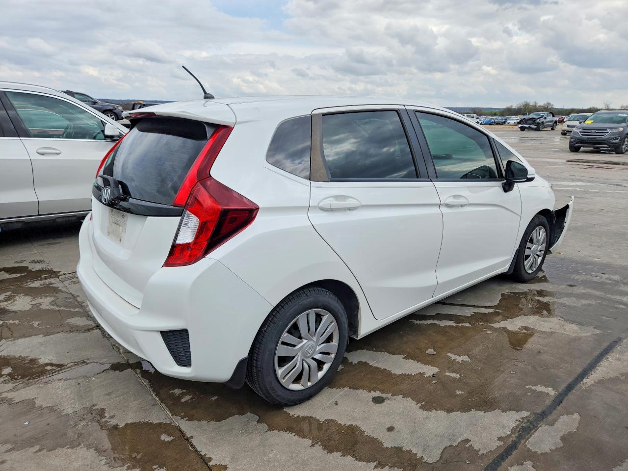 2016 HONDA FIT LX photo 3